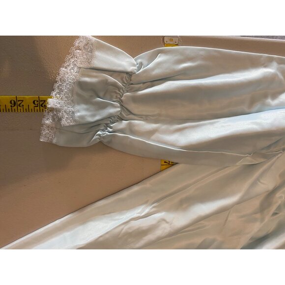 Vanity Fair Blue Long Sleeve Nightgown Lace Trim Floral Details Large - Picture 10 of 10